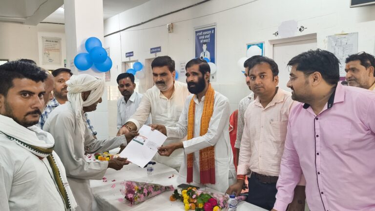 समथर – सामुदायिक स्वास्थ्य केंद्र समथर में सेवा पखवाड़ा के अंतर्गत स्वास्थ्य शिविर का आयोजन सम्पन्न हुआ ।