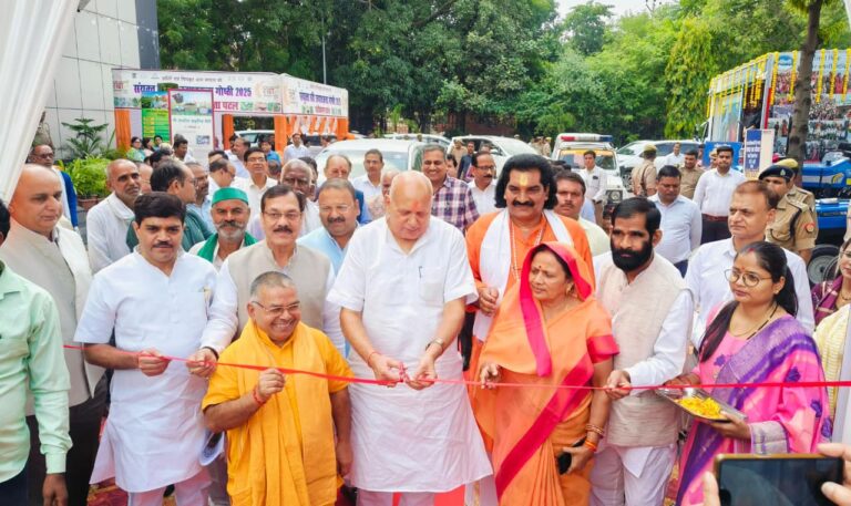 झांसी में संयुक्त मण्डलीय रबी उत्पादकता गोष्ठी सम्पन्न