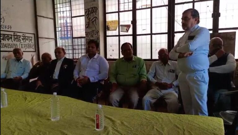 न्यायालय परिसर में दीपावली मिलन समारोह