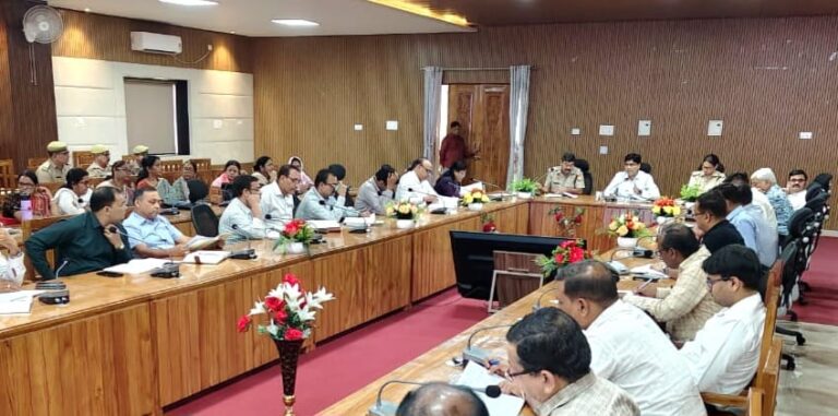 झांसी में यूपी पुलिस भर्ती परीक्षा की तैयारियां पूर्ण — एडीएम प्रशासन ने दिए सख्त निर्देश