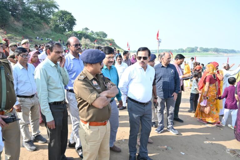 पंचनद पर उमड़ा आस्था का सैलाब, हजारों श्रद्धालुओं ने लगाई पवित्र डुबकी