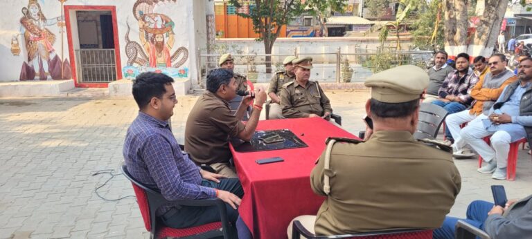 पराली जलाने पर प्रशासन सख्त, गांव-गांव डेरा—दो किसान हिरासत में