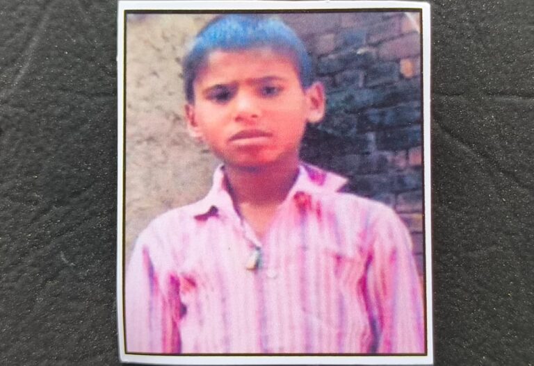 मोंठ : 13 साल का बच्चा लापता, गांव में भंडारे खाने को कहकर घर से निकला लेकिन एक माह के बाद भी अभी तक घर नहीं लौटा, परिजन परेशान, पुलिस को सूचना दी।