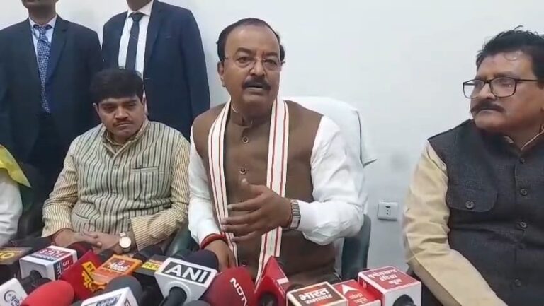 झांसी में बोले केशव प्रसाद मौर्य, पश्चिम बंगाल में बाबर के नाम की कोई बनाएगा मस्जिद तो हो जाएगा उसका अंत