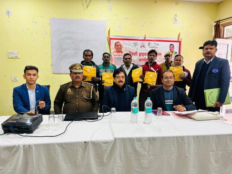 अतिथि देवो भवः’ मूल मंत्र के साथ झांसी के ऑटो-ई-रिक्शा चालक बनेंगे विरासत के संवाहक :&nbsp; मंत्री जयवीर सिंह