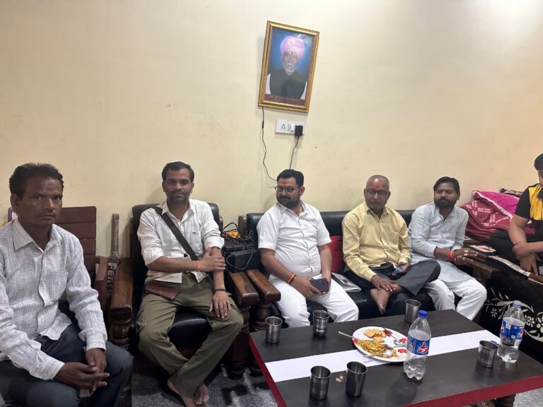 मोंठ में विश्व हिन्दू परिषद की महत्वपूर्ण बैठक सम्पन्न, संगठन विस्तार व रामोत्सव की तैयारियों को मिलेगी नई गति।