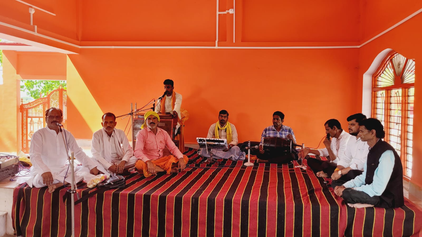 हनुमान जयंती पर श्री खेरापति सरकार मंदिर में धूमधाम से मनाया गया हनुमान जन्मोत्सव।