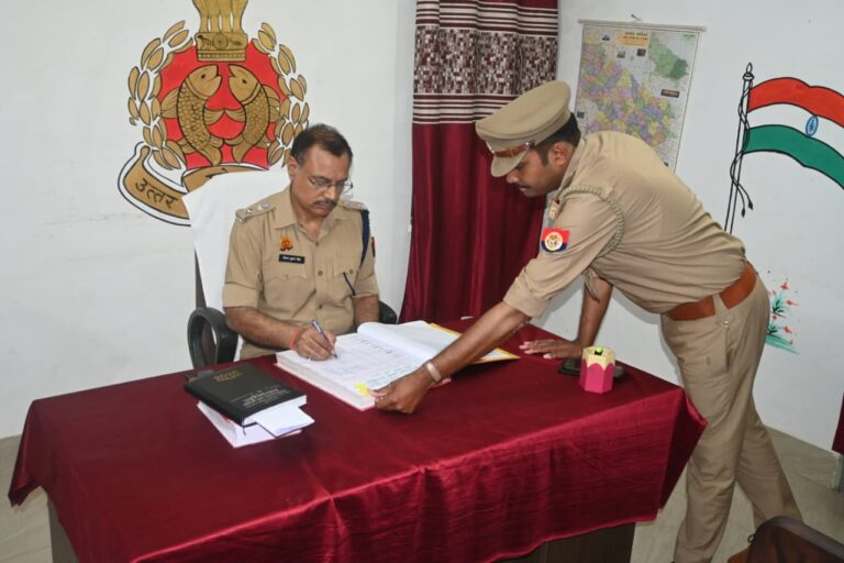 एसपी विनय कुमार सिंह ने थाना कैलिया का किया औचक निरीक्षण