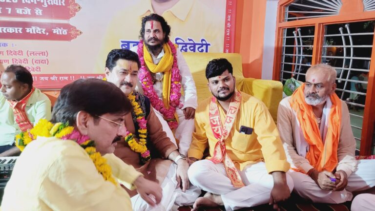 नगर के श्री खेरापति सरकार हनुमान जी मंदिर पर सुंदरकांड पाठएवं विशाल भंडारे का आयोजन हुआ।