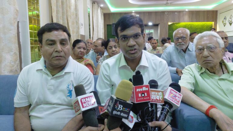 कोंच में कार्डियोलॉजी सेमिनार, विशेषज्ञों ने बताए हार्ट अटैक से बचने के अहम मंत्र